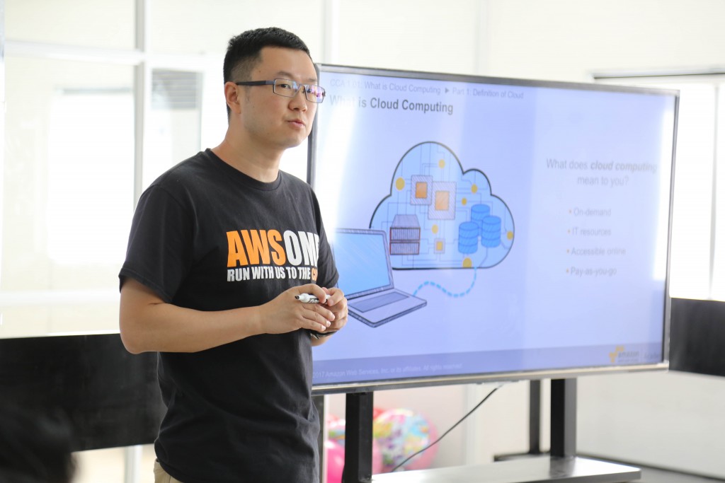 cloud computing - Cloud Computing Architecture Training at Cloudstaff