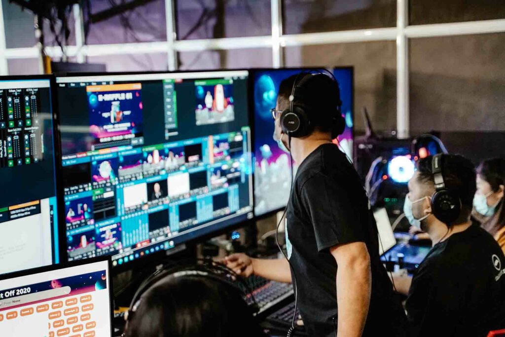 Cloudstaffers in the production room
